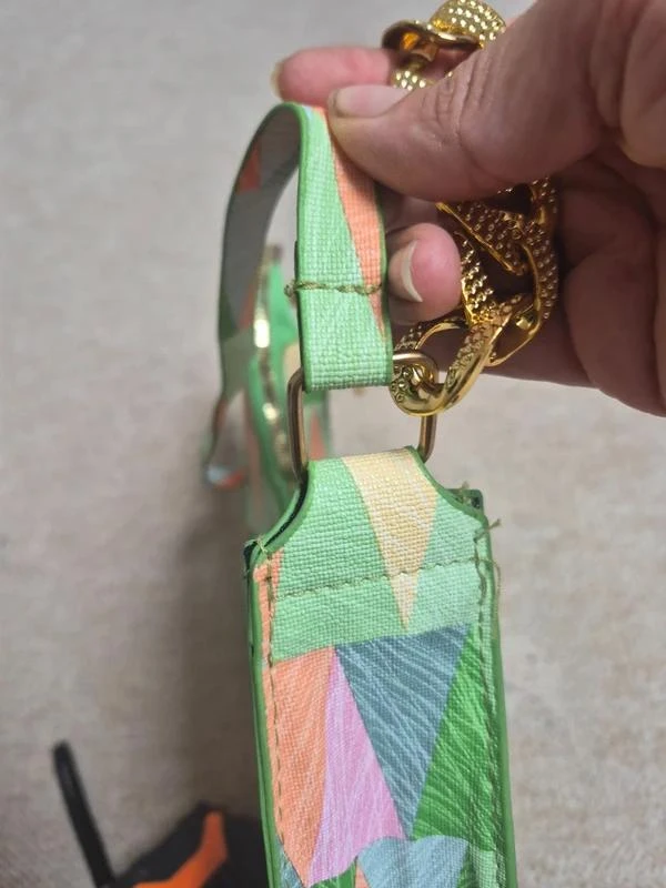 Bolso vintage Y2K multicolor con cadena dorada – photo 6